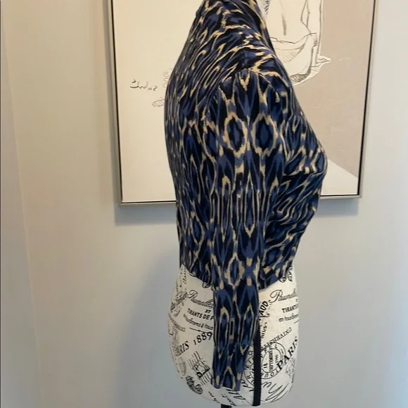 Jessica Patterned Crop Top- Size XS - Picture 6 of 10